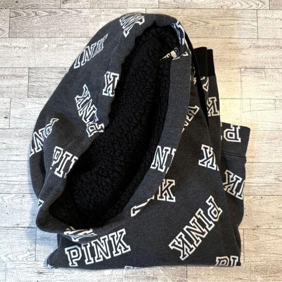 VS Pink, Retro, Sherpa Lined, Pullover Logo Hoodie - Picture 5 of 15